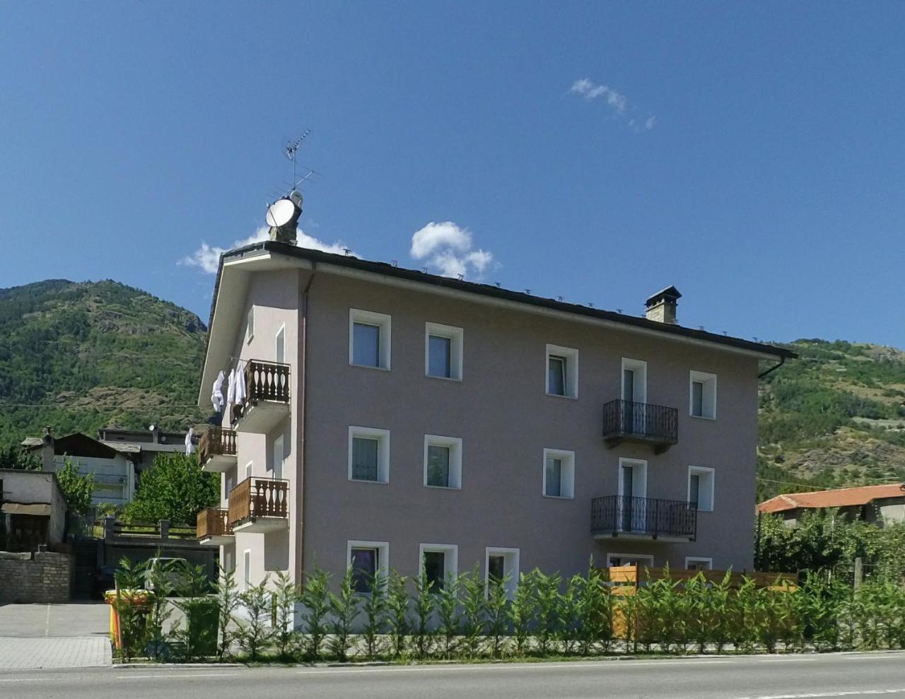 Maison Maurice Aosta Exteriör bild